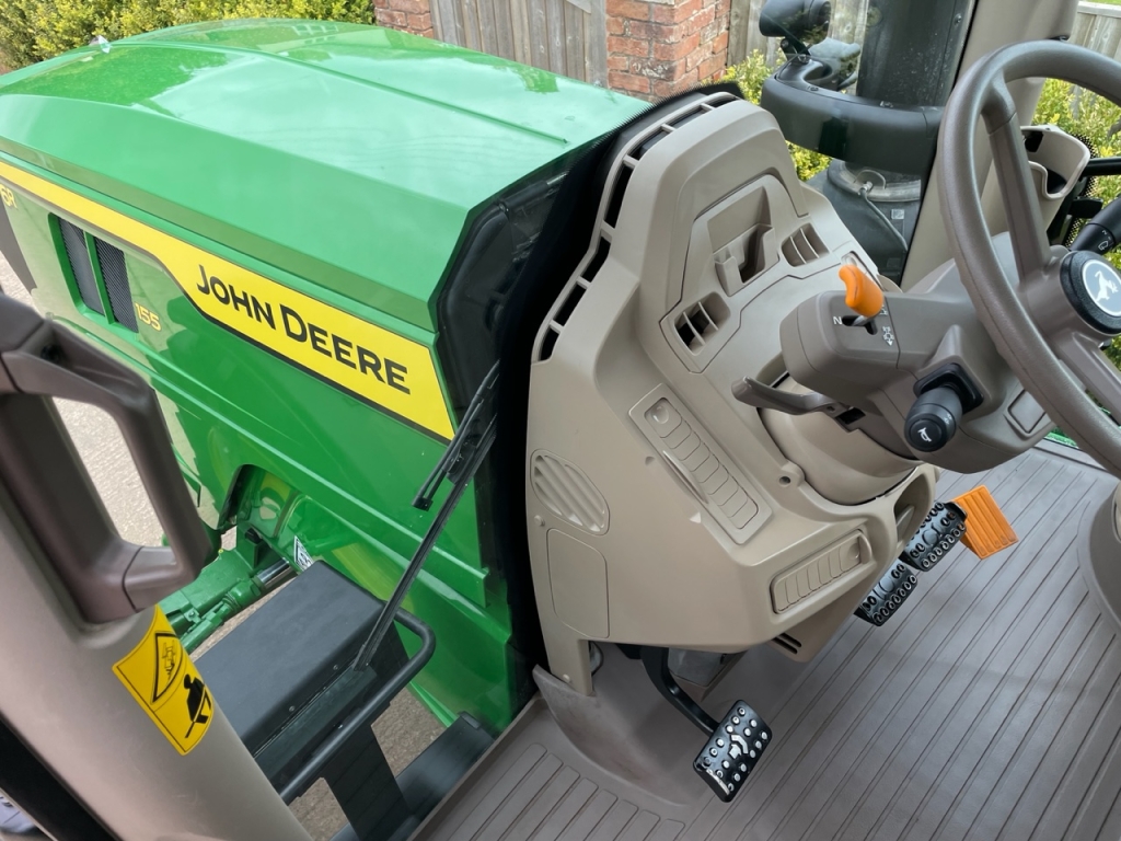 John Deere 6R 155