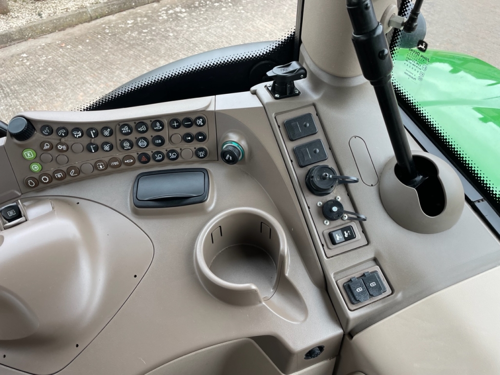 John Deere 6R 155