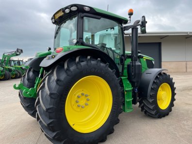 John Deere 6R 155