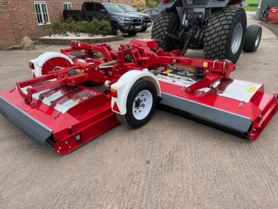 Trimax Pegasus S3 Elite 493 finishing mower