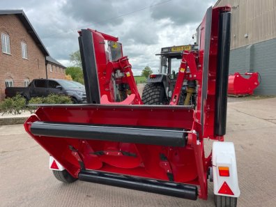 Trimax Pegasus S3 Elite 493 finishing mower