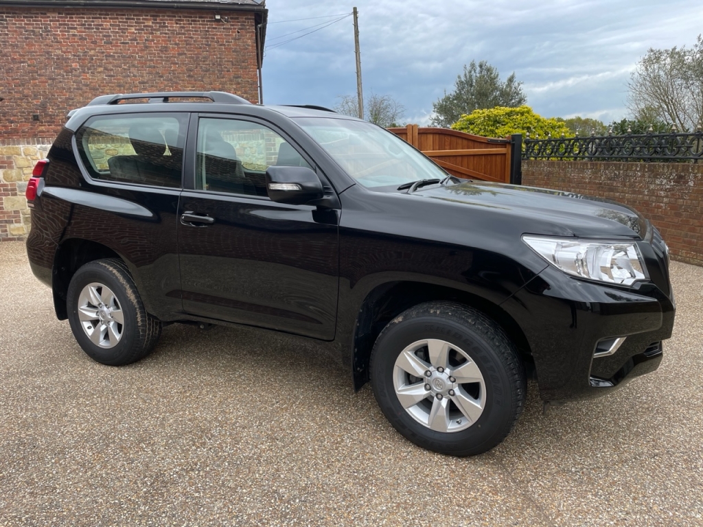 Toyota Land Cruiser commercial 2.8 diesel