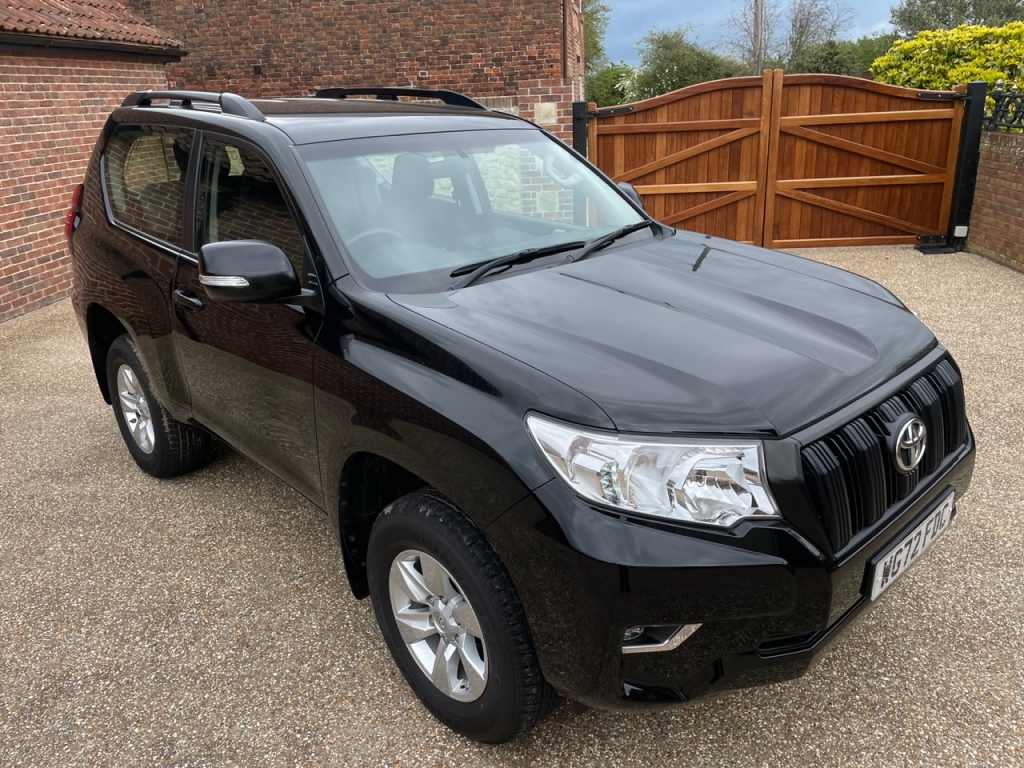 Toyota Land Cruiser commercial 2.8 diesel