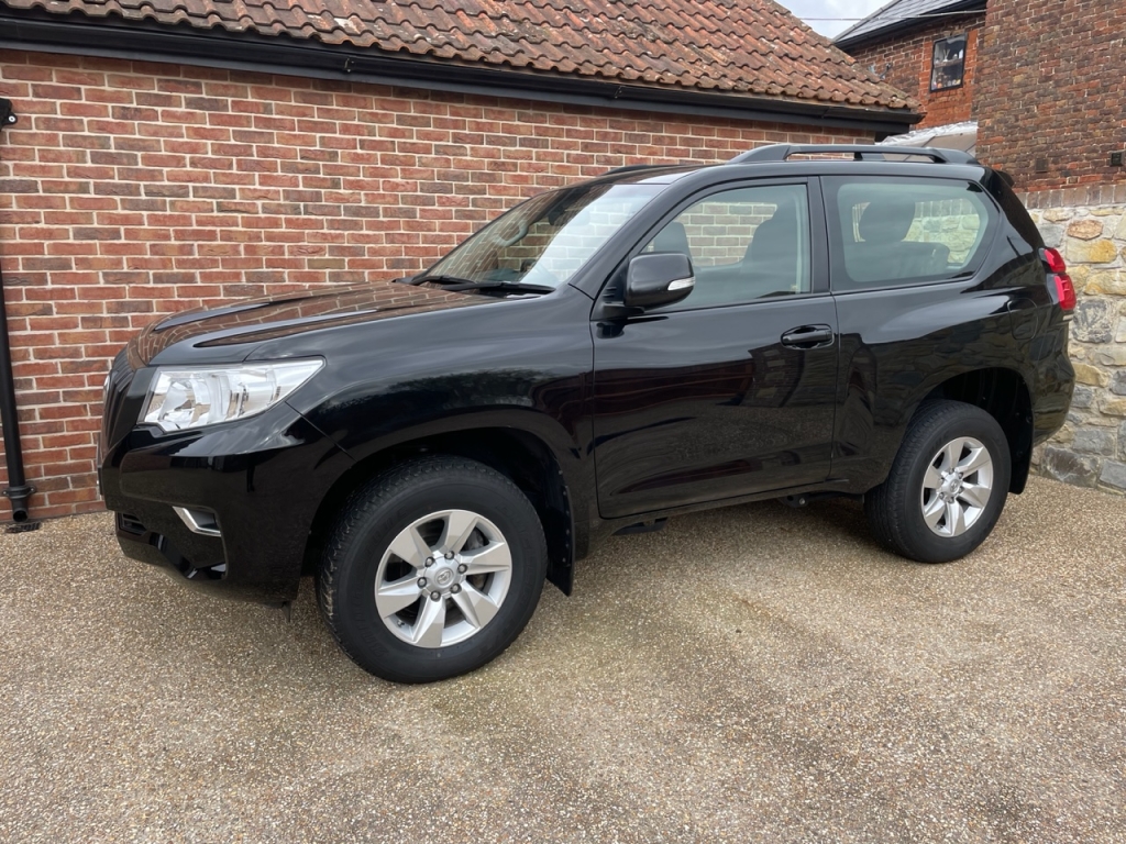 Toyota Land Cruiser commercial 2.8 diesel