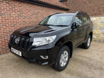 Toyota Land Cruiser commercial 2.8 diesel