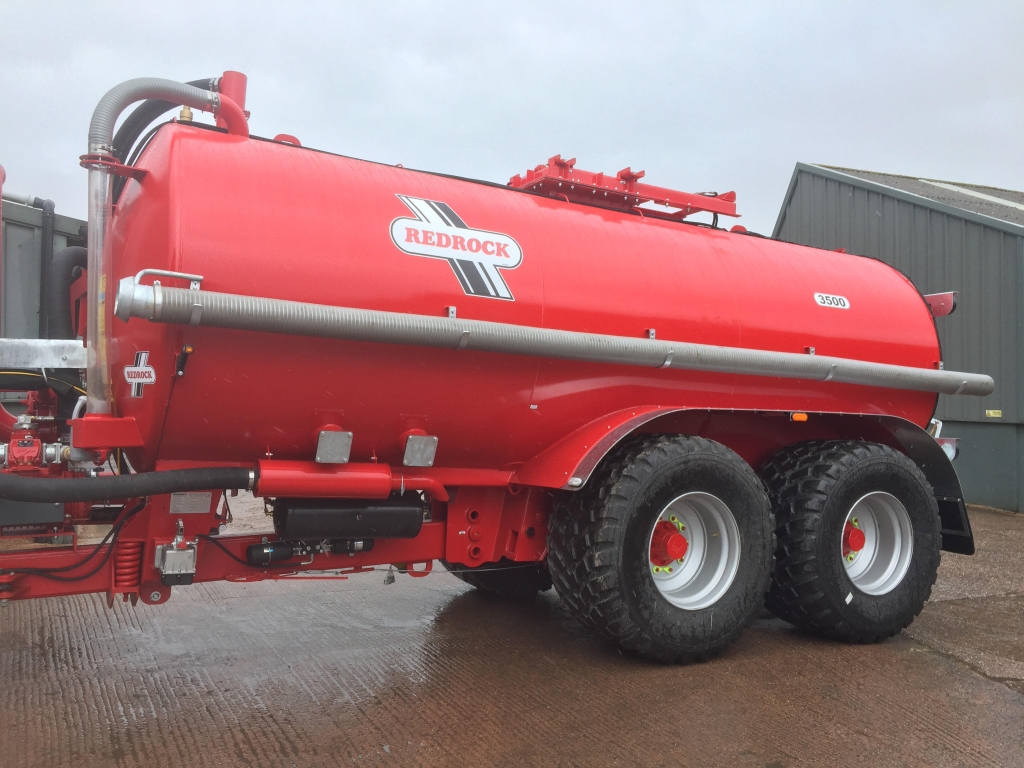 Redrock 3500 gallon tanker