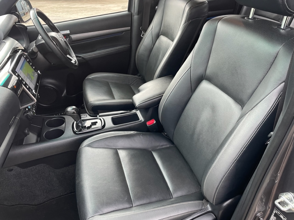 Toyota Hi-Lux Invincible X 2.8 Diesel
