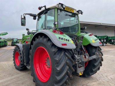 Fendt 724 Profi-Plus
