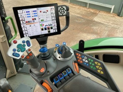 Fendt 724 Profi-Plus