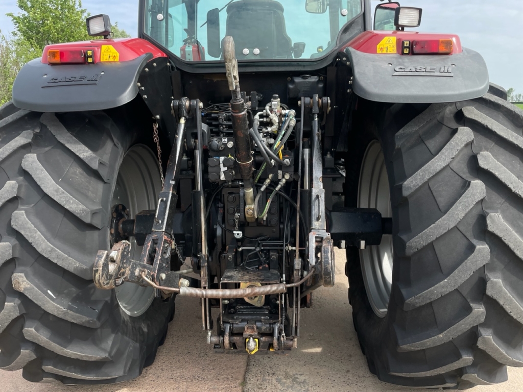 Case MX 170