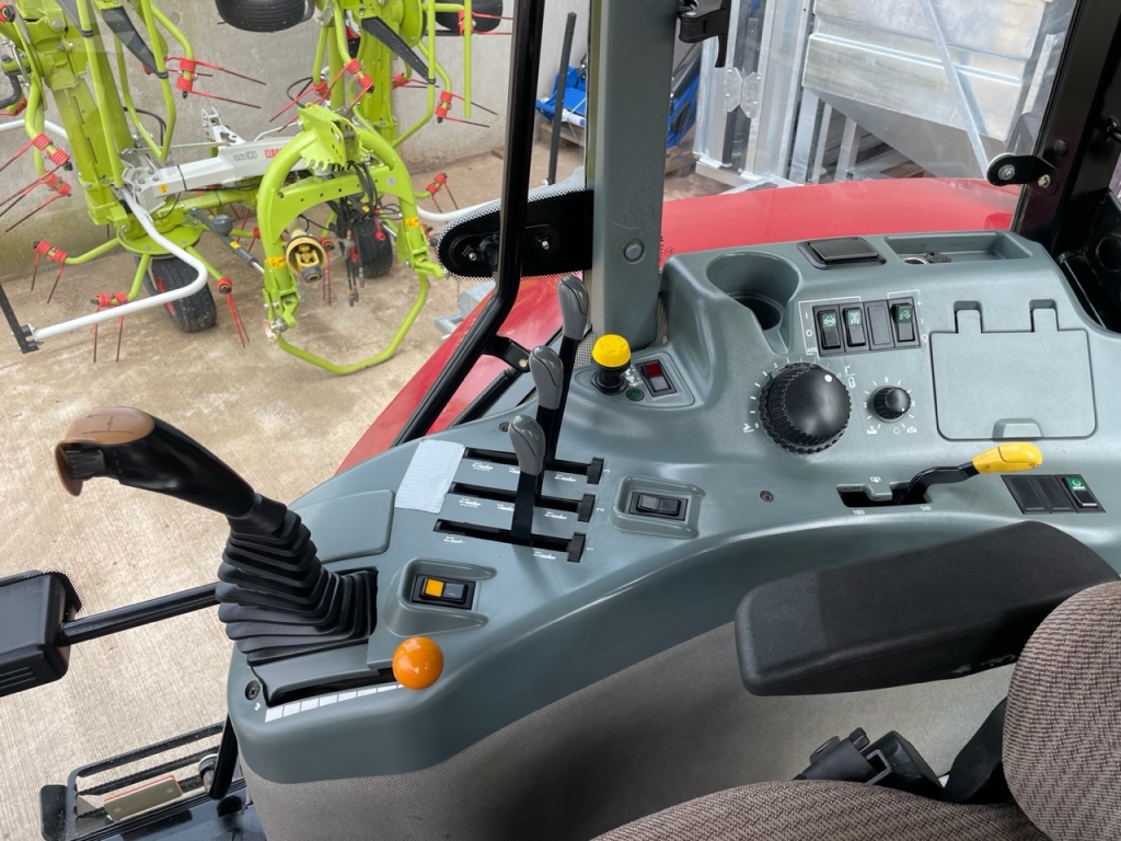 Case MX 170