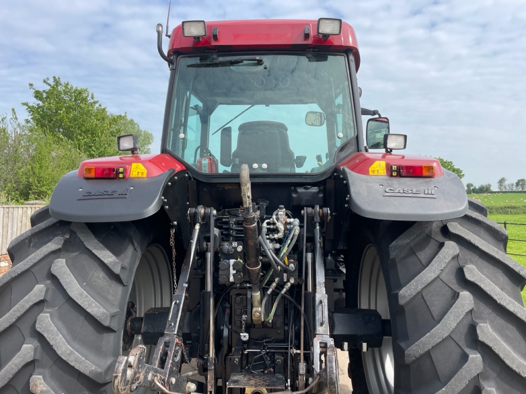 Case MX 170