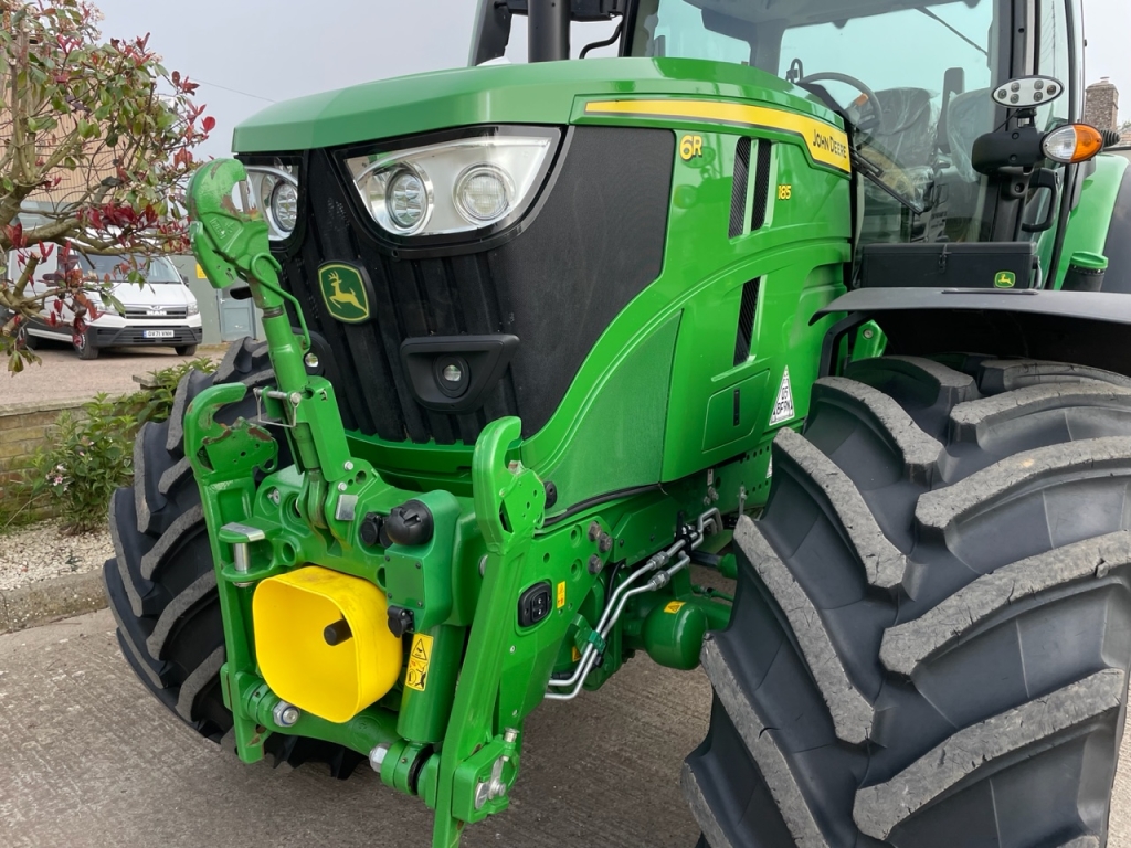 John Deere 6R 185