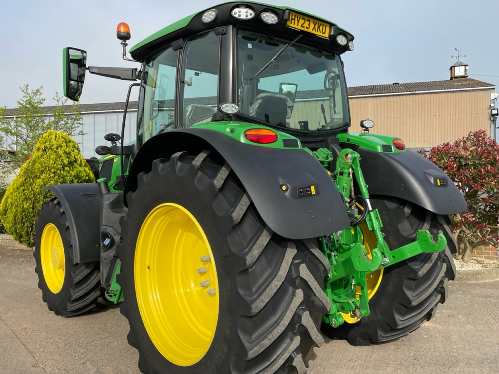 John Deere 6R 185