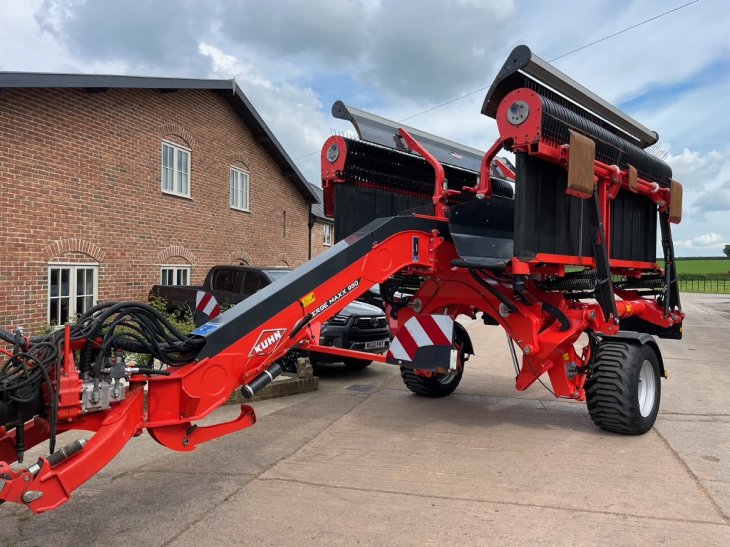 Kuhn Merge Maxx 950