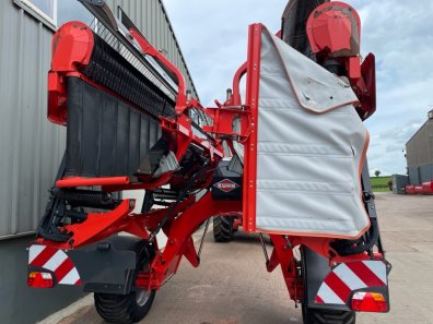 Kuhn Merge Maxx 950