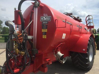 Hi-Spec 2600 Gallon slurry tanker