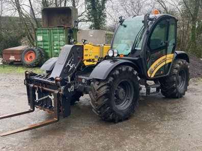 New Holland TH7.42 elite