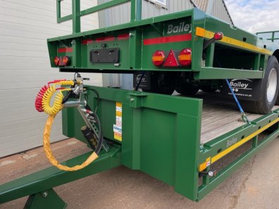 Bailey Flat Deck Tri-axle trailer