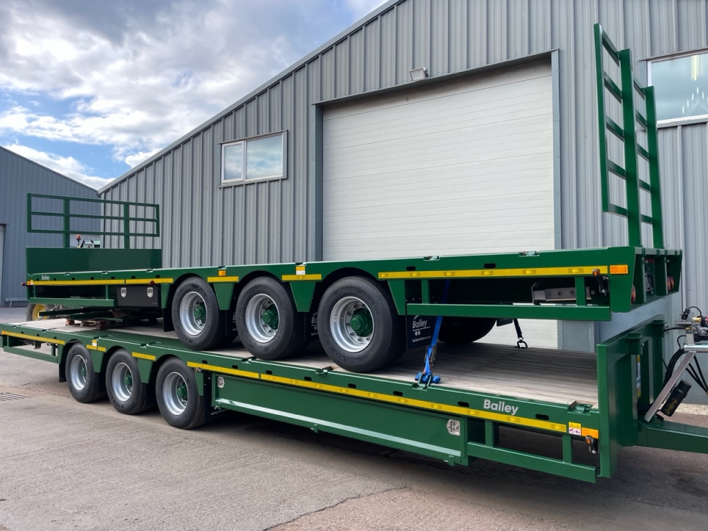Bailey Flat Deck Tri-axle trailer