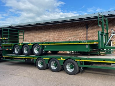 Bailey Flat Deck Tri-axle trailer