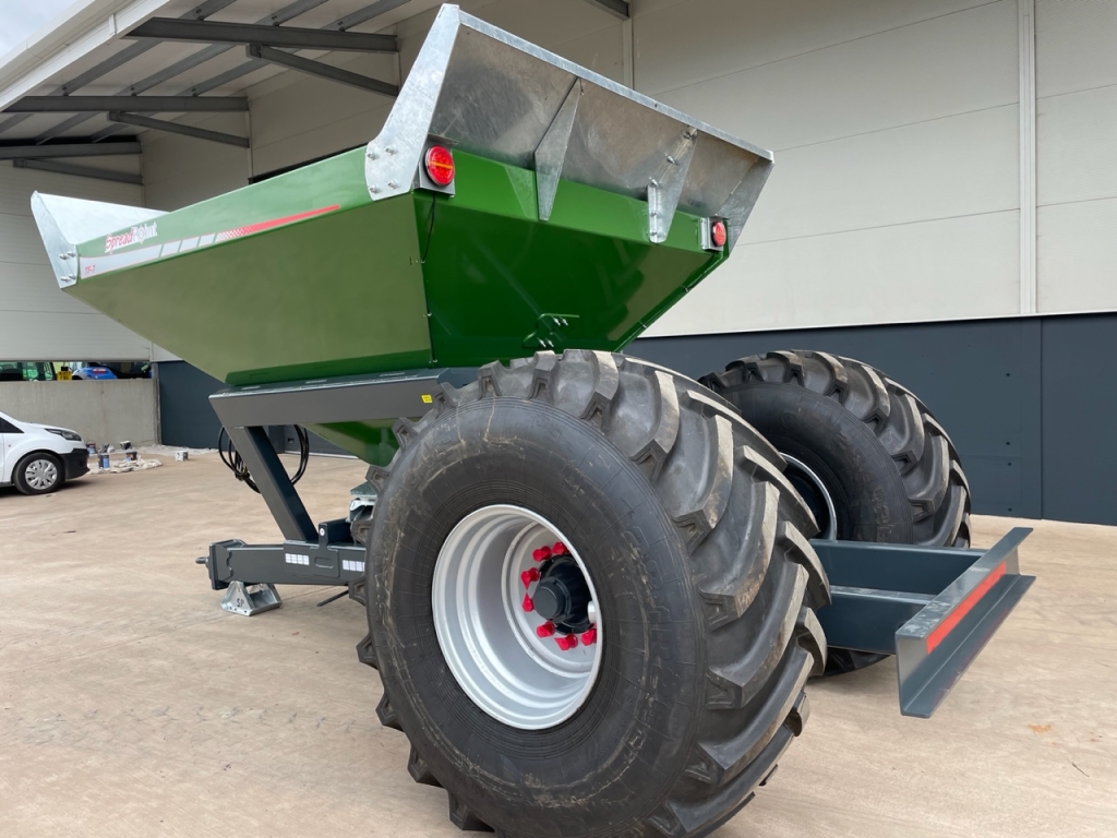 SpreadPoint TF-7 Gravel Cart