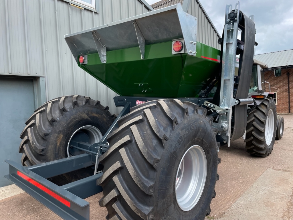 SpreadPoint TF-7 Gravel Cart
