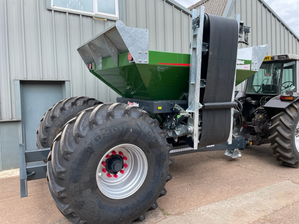 SpreadPoint TF-7 Gravel Cart