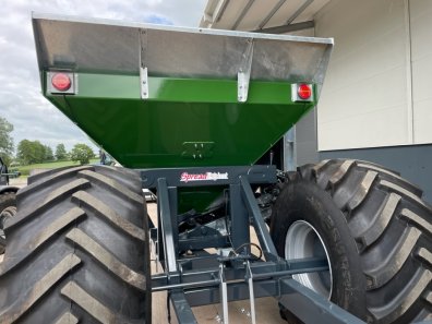SpreadPoint TF-7 Gravel Cart