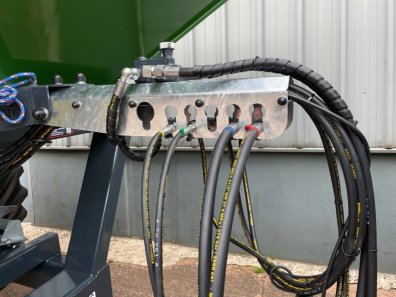 SpreadPoint TF-7 Gravel Cart