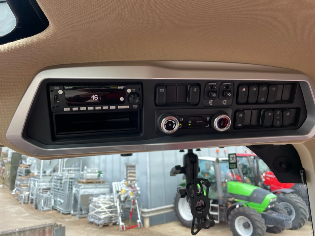 Case Puma CVX 260