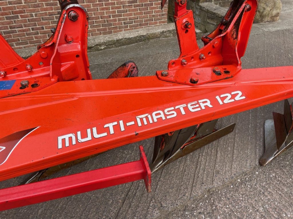 Kuhn Multi-Master 122 plough