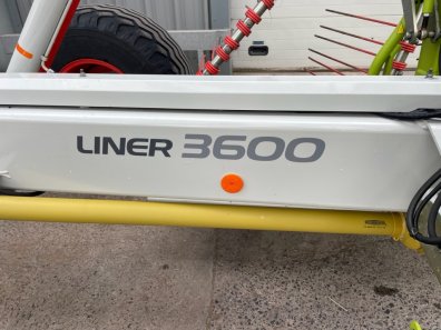 Claas liner 3600 4 rotor rake