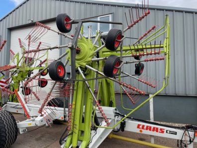 Claas liner 3600 4 rotor rake