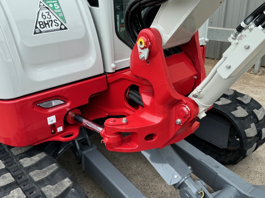 Takeuchi TB350R