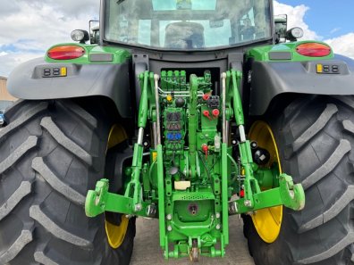 John Deere 6R 185
