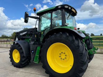 John Deere 6R 185