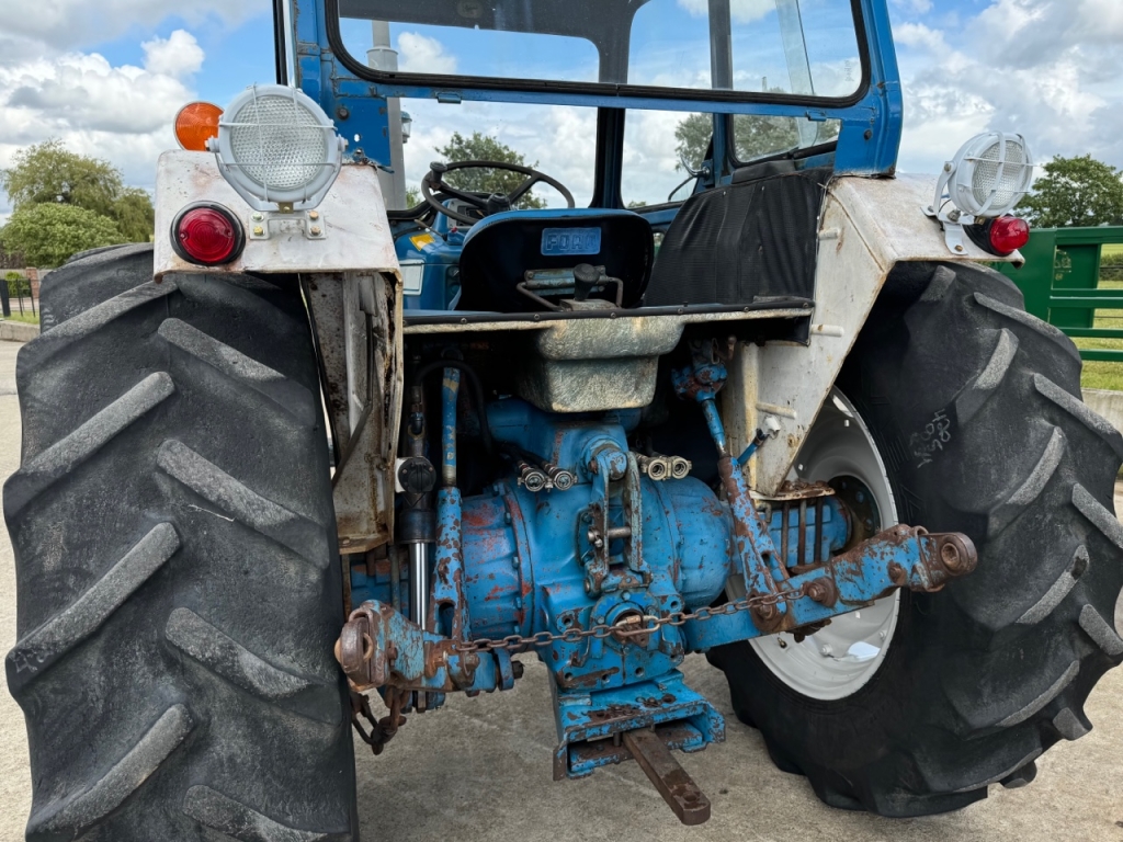 Ford 7000