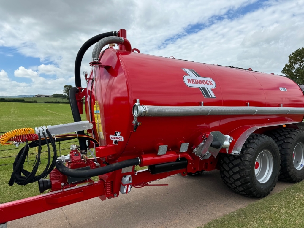Redrock 3500 Gallon tanker