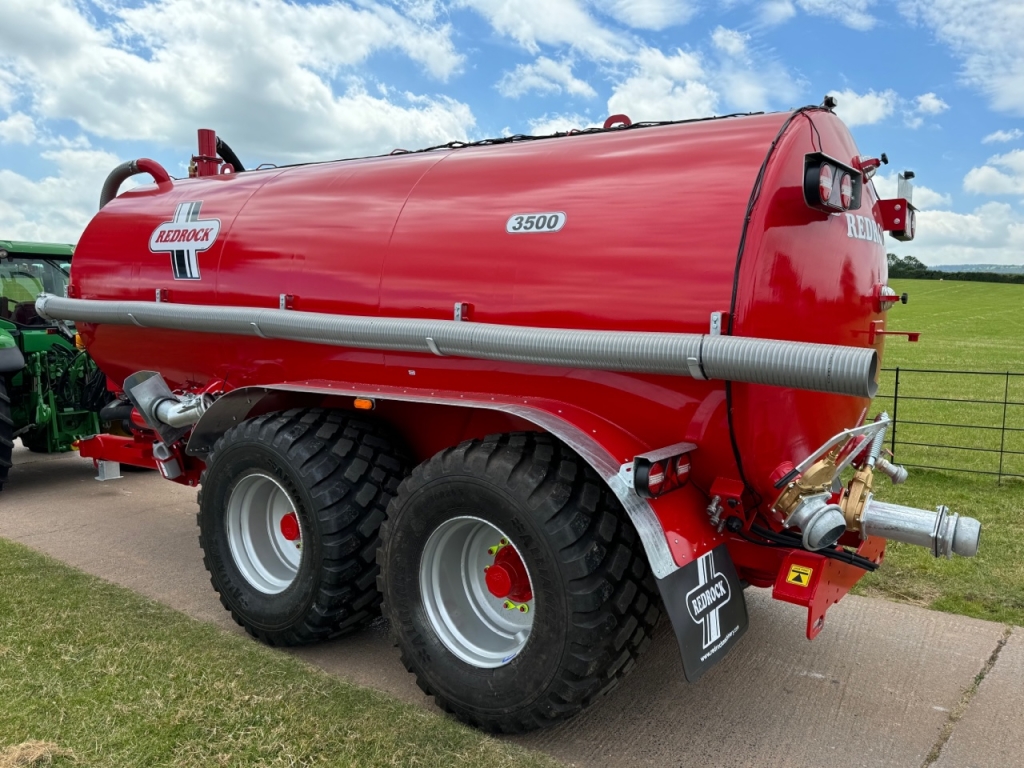 Redrock 3500 Gallon tanker