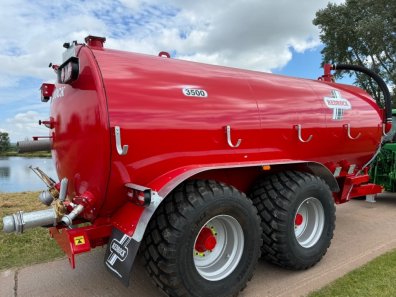 Redrock 3500 Gallon tanker