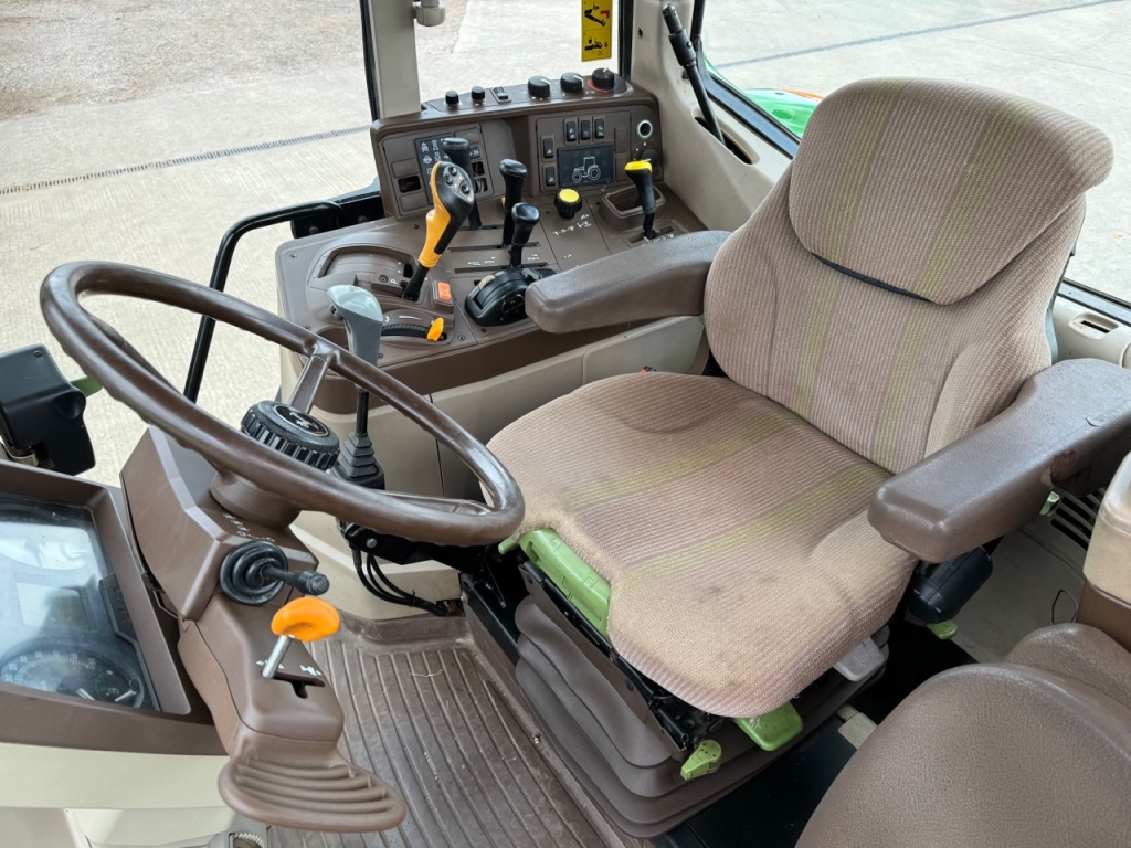 John Deere 6420S