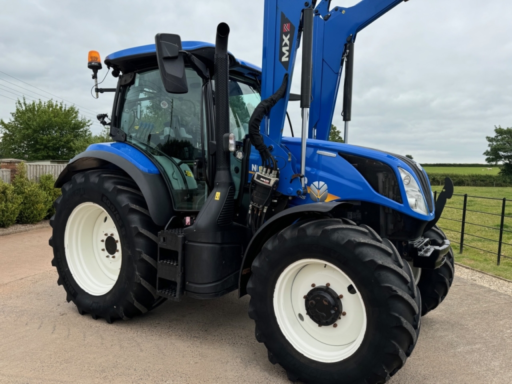 New Holland T6.145