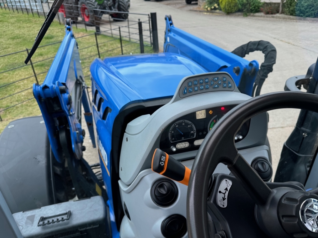 New Holland T6.145
