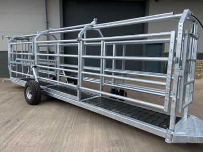 Condon Engineering 20ft mobile race