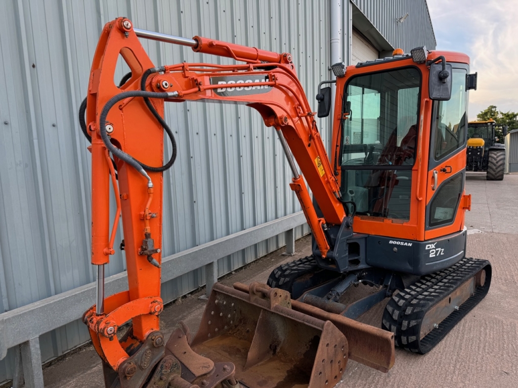 Doosan DX 27Z