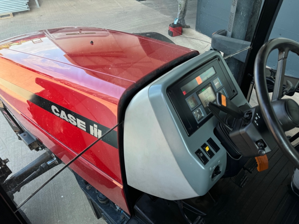 Case MX 170