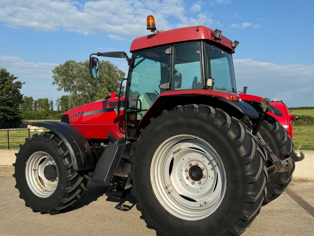 Case MX 170