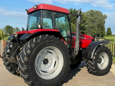 Case MX 170