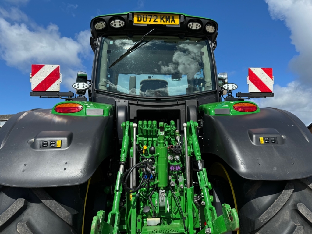 John Deere 6R 250